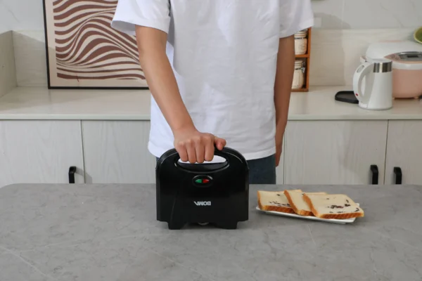 Sandwichera para 02 Panes 800W X12 - Imagen 4