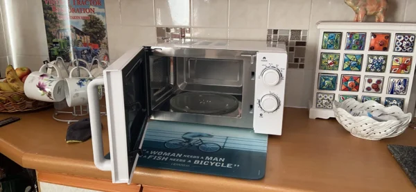 Horno microondas de 20L 700W X3 - Imagen 4