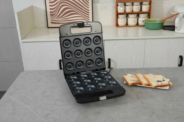 Máquina de Mini Donas de 12 Moldes Antiadherente 1400W X8 - Imagen 6